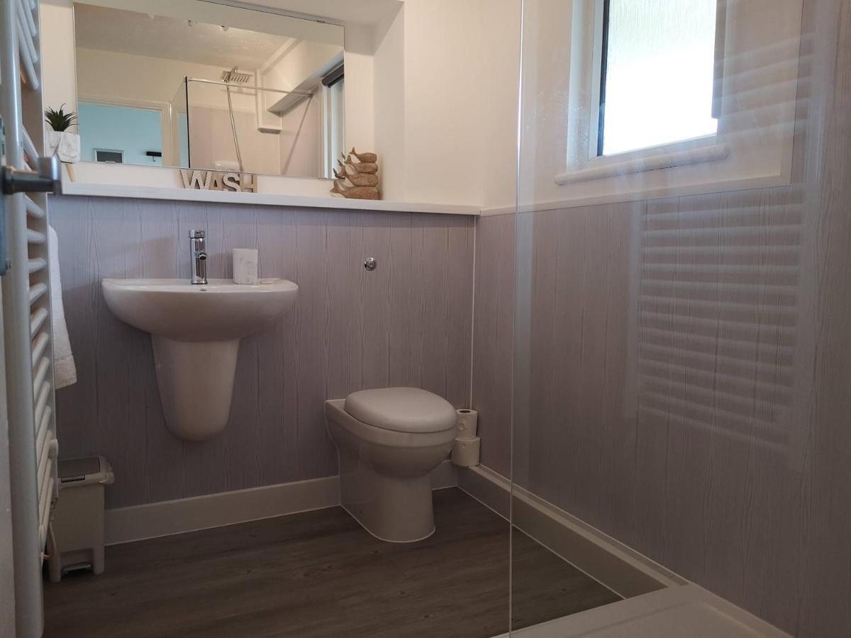 Eastcliff Escape Folkestone Apartment Ngoại thất bức ảnh